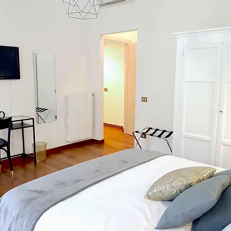 Oda ve Kahvaltı Corso194 *