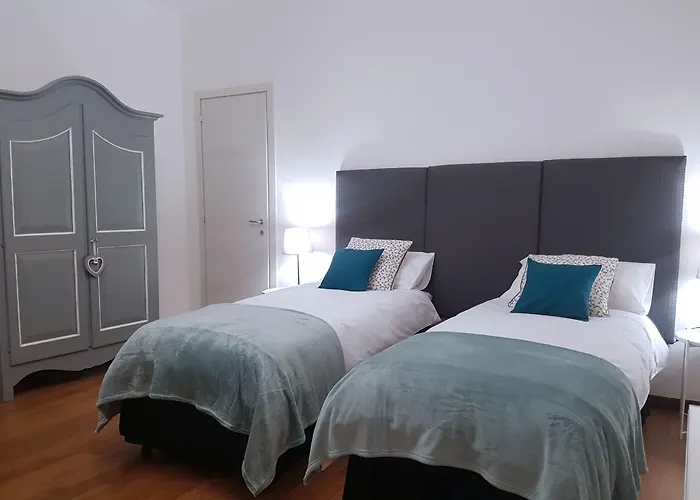 Alojamento de Acomodação e Pequeno-almoço Corso194 *