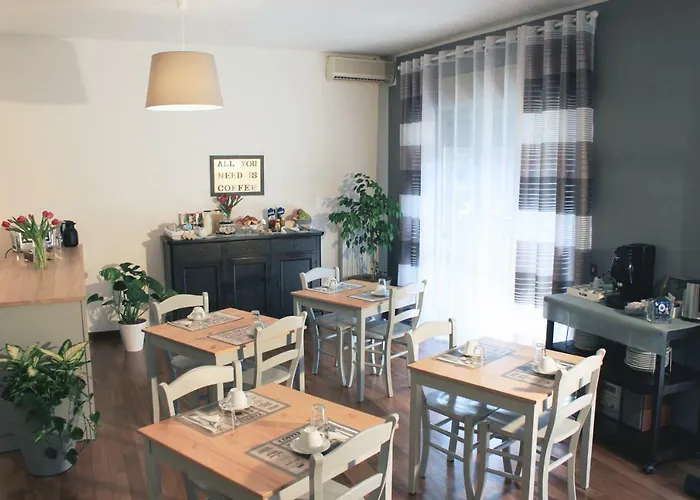 Alojamento de Acomodação e Pequeno-almoço Corso194 *