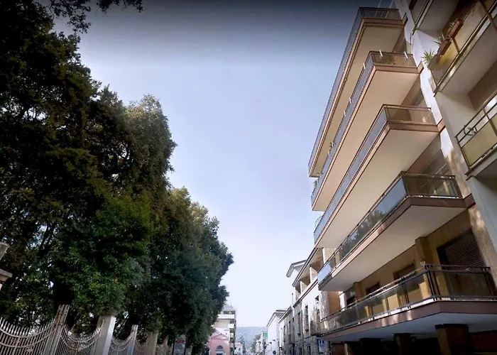 Alojamento de Acomodação e Pequeno-almoço Corso194 Caserta